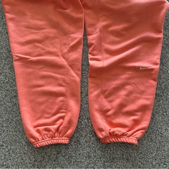 Nike Standard Issue Dri Fit Pants Basketball Terry Mens Size L Mango FZ0224 643 - Picture 3 of 6